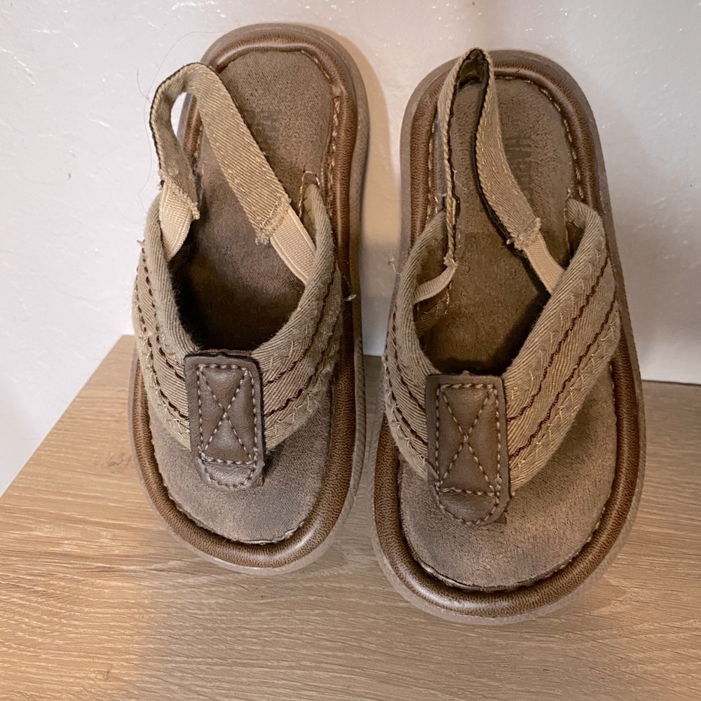 Harper Canyon sandals